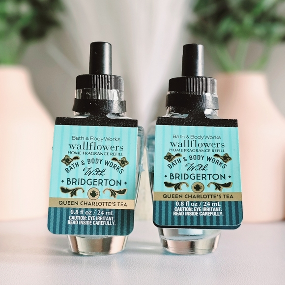 Bath & Body Works | Accents | 2 Queen Charlottes Tea Wallflowers ...